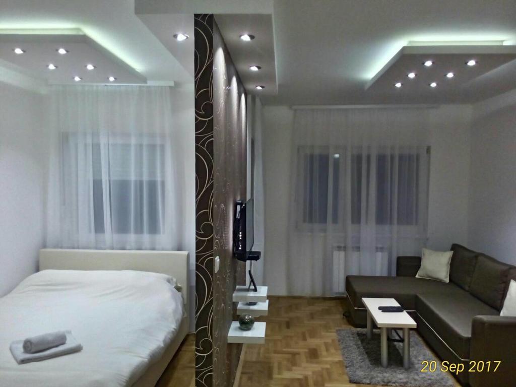 Apartment Frida Belgrado Esterno foto