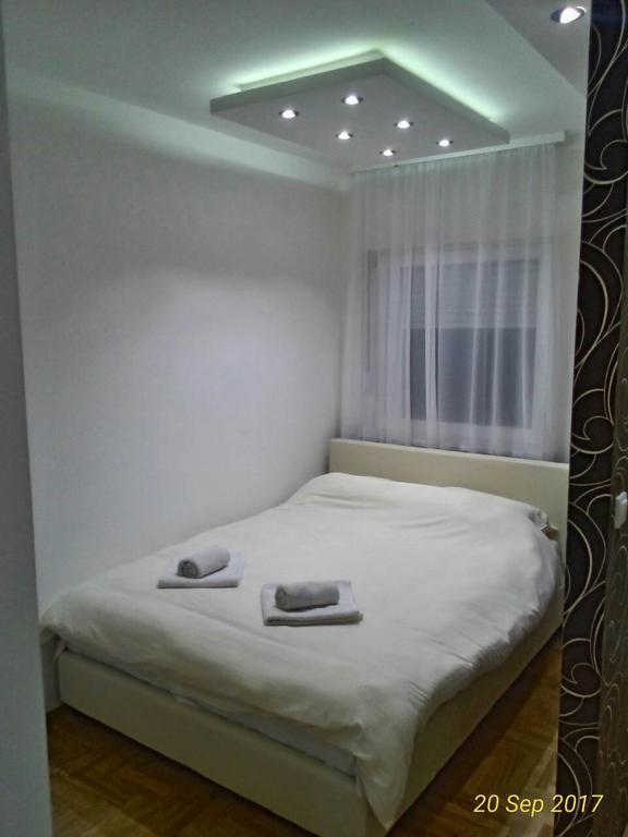Apartment Frida Belgrado Esterno foto