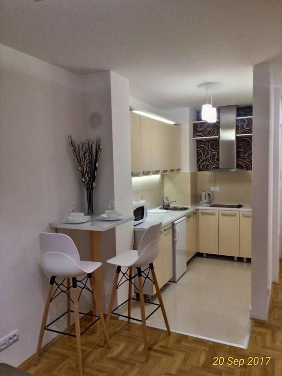 Apartment Frida Belgrado Esterno foto